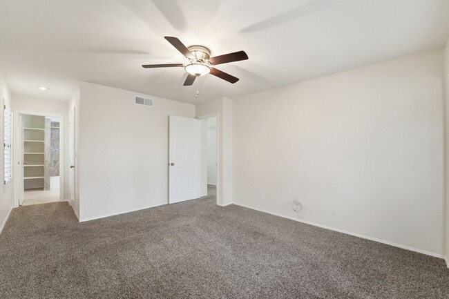 Building Photo - Beautiful 3 Bed/ 2.5 Bath Scottsdale Home I Near Kierland - Prime Location