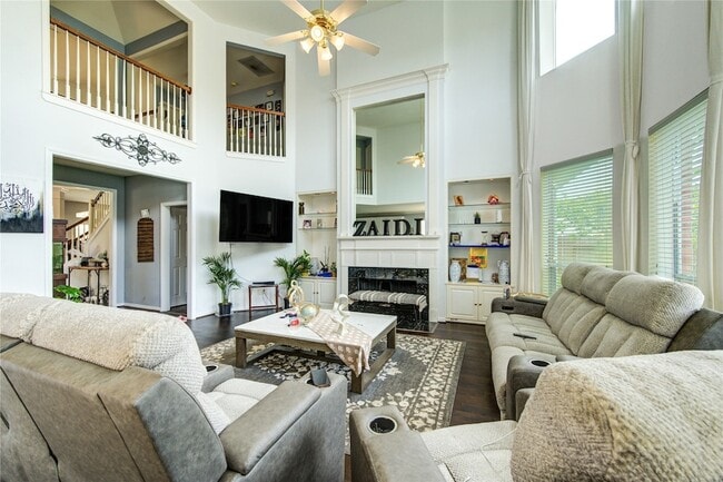 Building Photo - 5911 Canyon Brook Ct