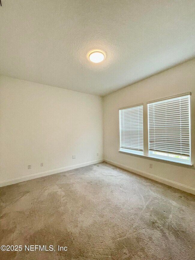 Building Photo - 134 Varner Wy