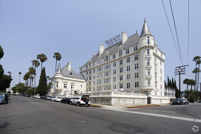 Primary Photo - Le Trianon Apartments