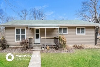 Building Photo - 1535 W Highview