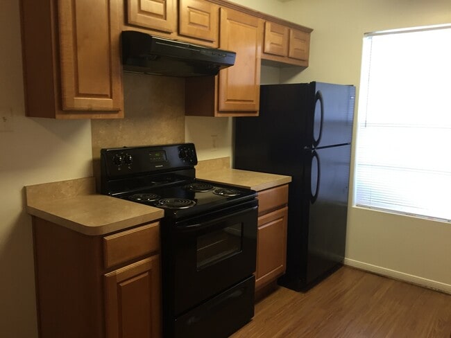 Building Photo - 3610WE