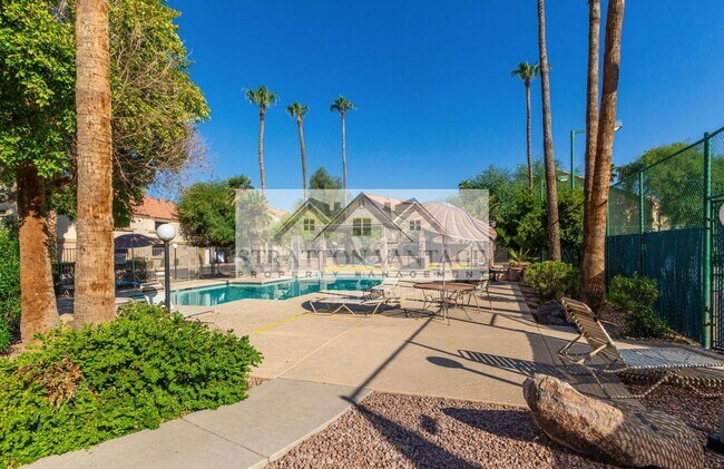 Building Photo - 1287 N Alma School Rd