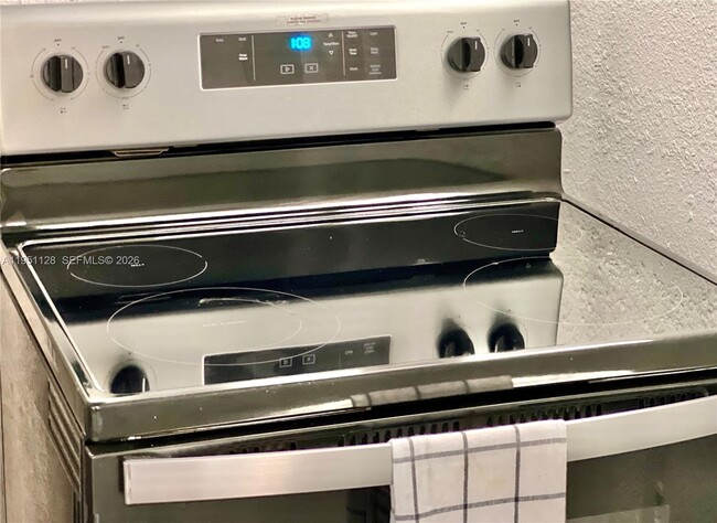 Building Photo - 2608 NW 26th St