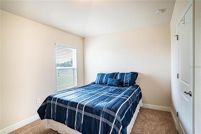 Building Photo - 4023 Island Lakes Dr