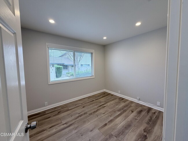 Building Photo - 2156 Sonoma Ct