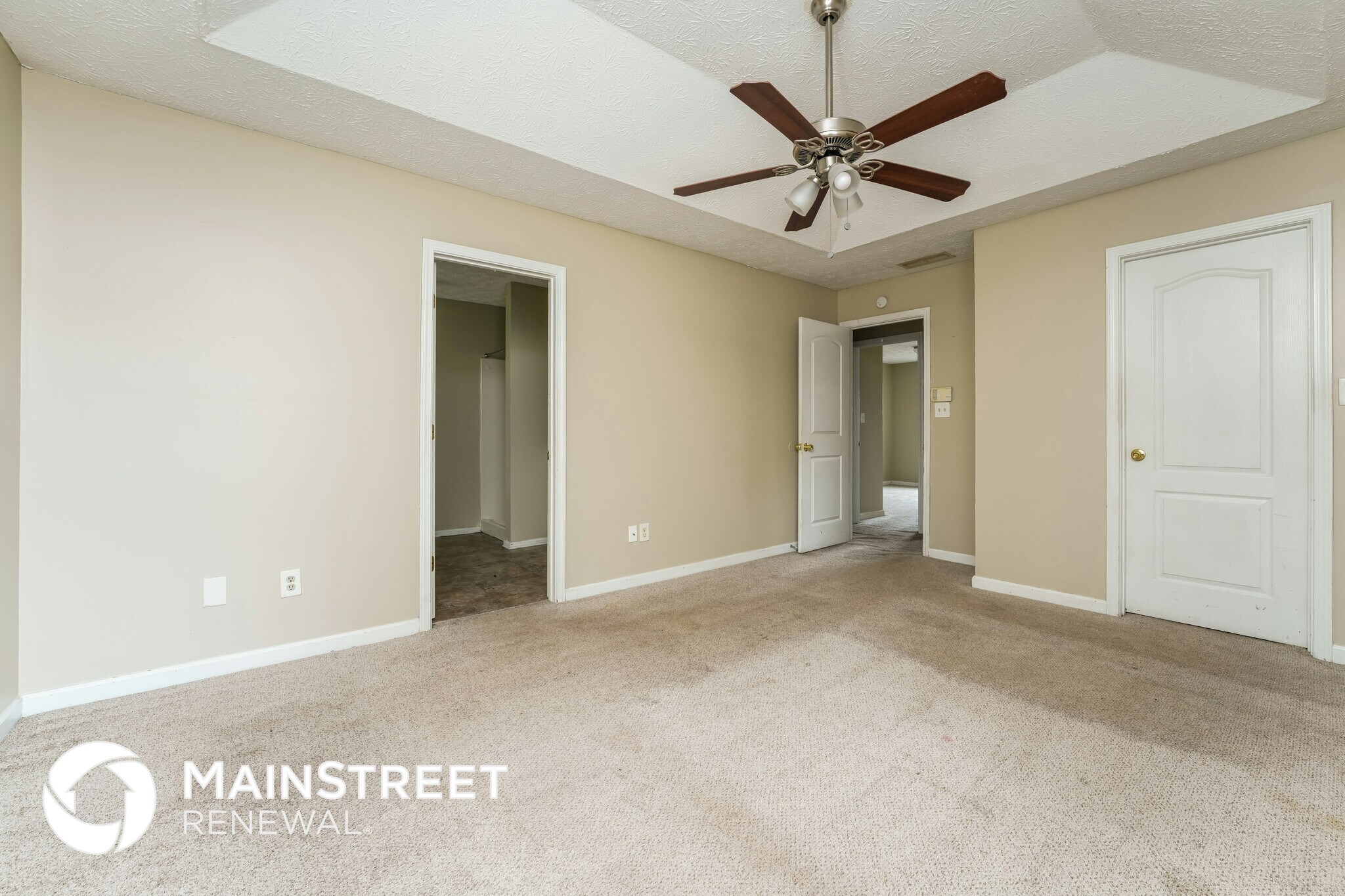 Building Photo - 5795 Meadowview Rd