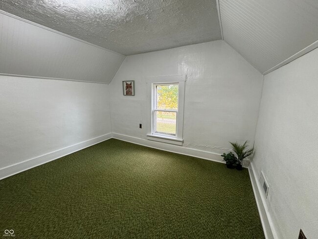 Building Photo - 2010 N 675 E