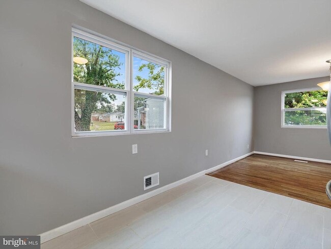 Building Photo - 4001 Starbrook Rd