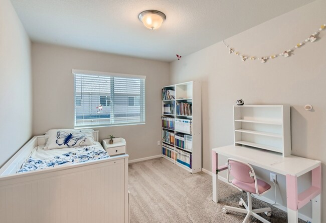 Building Photo - Bethany Beauty: Smart home w/gas range, 2 ...