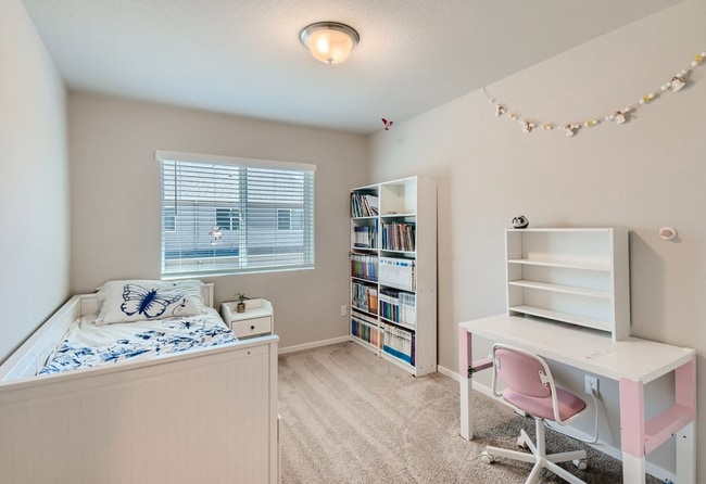 Building Photo - Bethany Beauty: Smart home w/gas range, 2 car garage, AC, W/D, Fireplace!