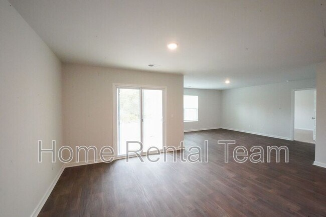 Building Photo - 484 Coconut Drive