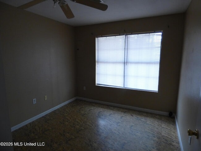 Building Photo - 144 Old Hwy 98 W