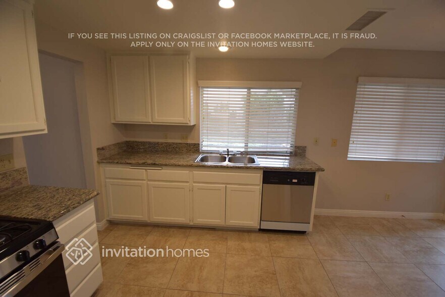 Building Photo - 39912 Osprey Rd