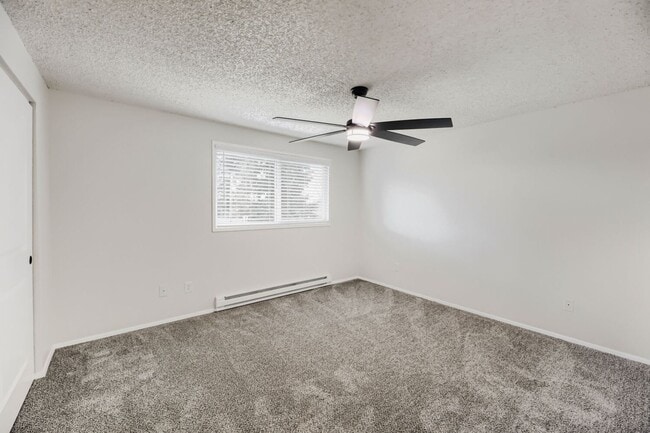 Building Photo - 14115 Admiralty Way