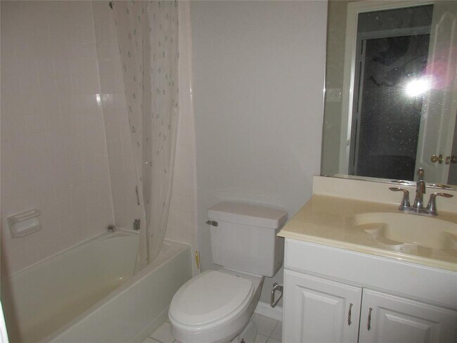 Building Photo - 11723 Brydan Dr