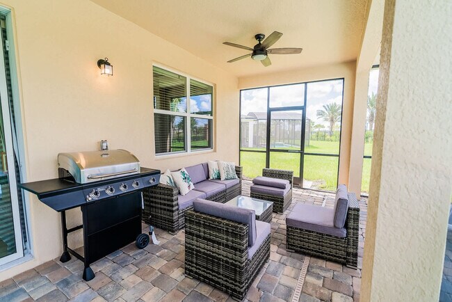 Building Photo - 8981 Amelia Downs Trail