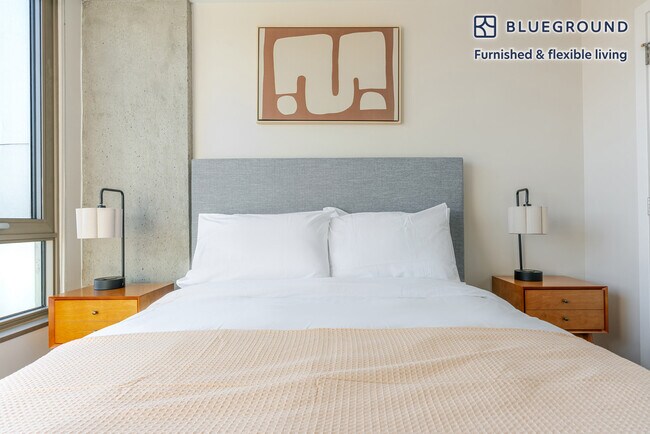 Building Photo - 301 M St SW