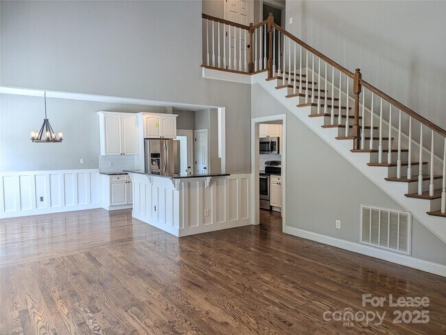 Building Photo - 175 Turnberry Ln