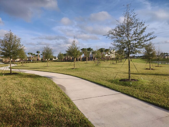 Building Photo - 5385 Sunshine Dr