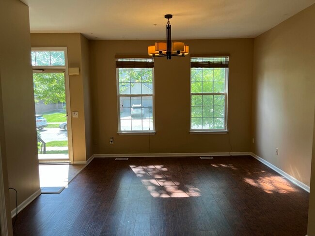 Building Photo - 794 Summerfield Dr