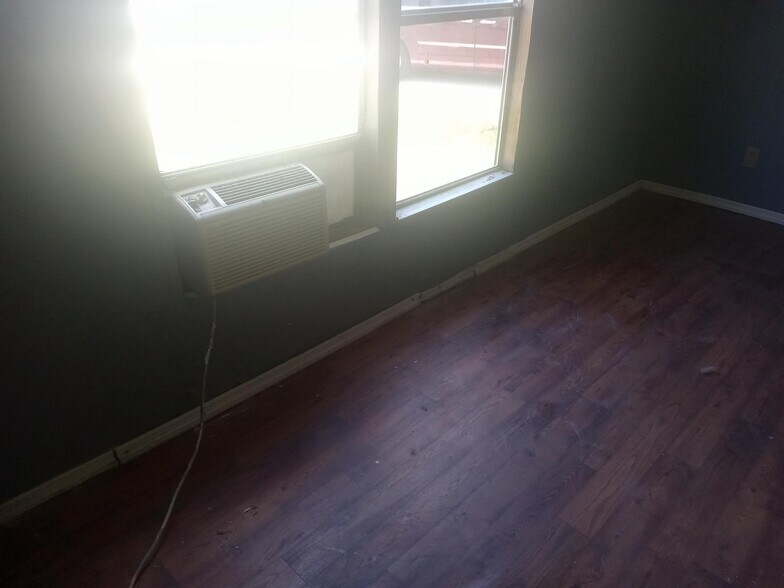 Building Photo - 11221 Olive Cir