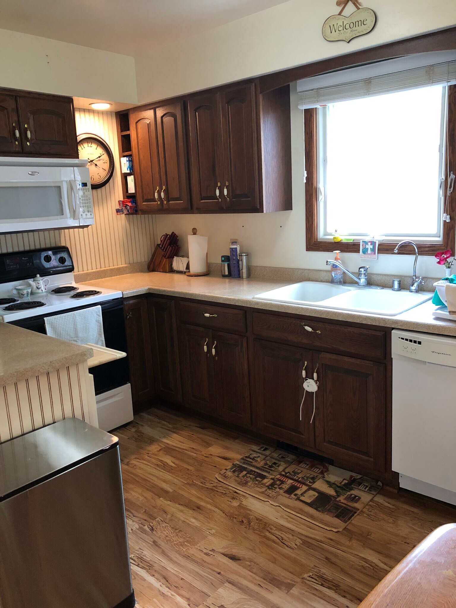 Building Photo - 5202 Schofield St