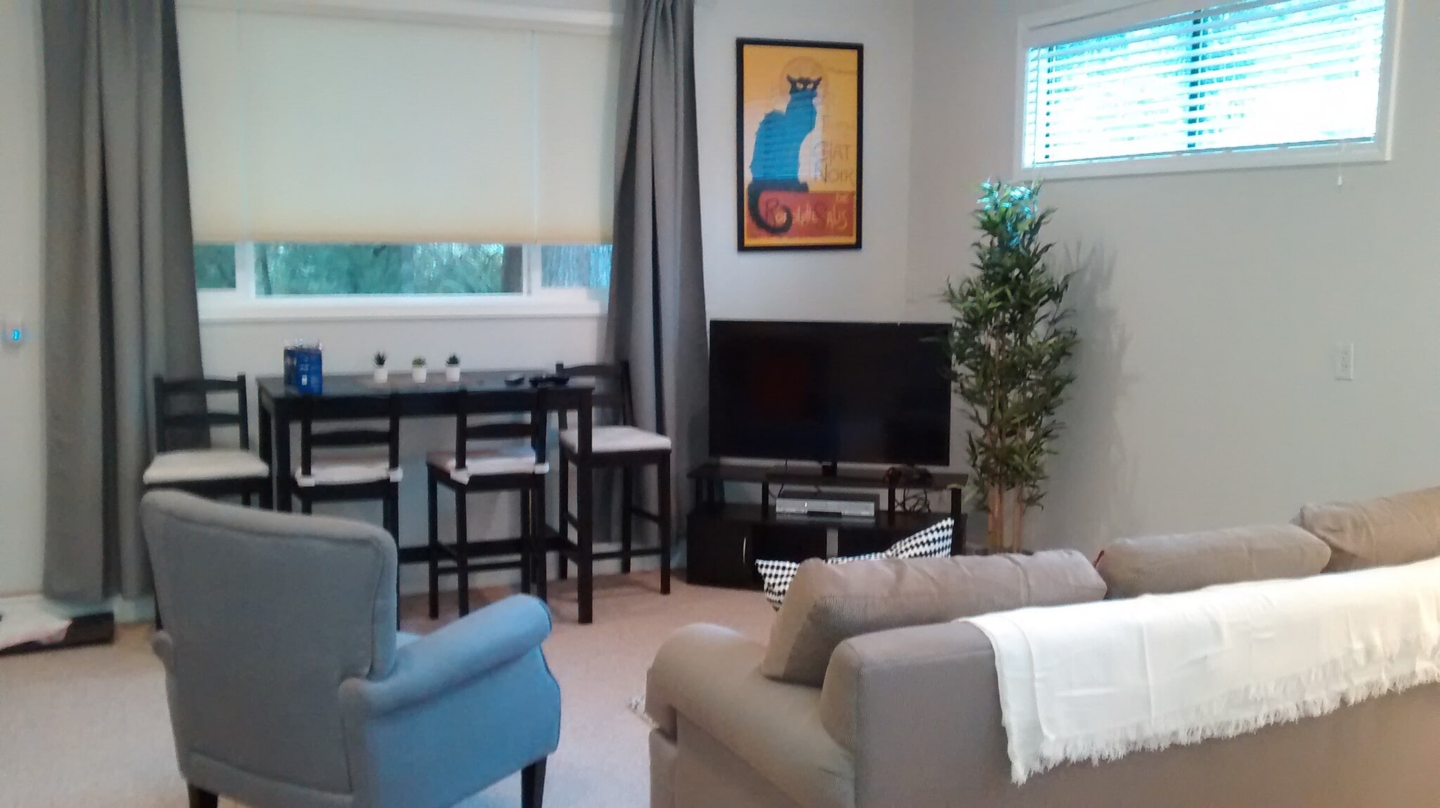 Building Photo - 68825 E Fairway Ave