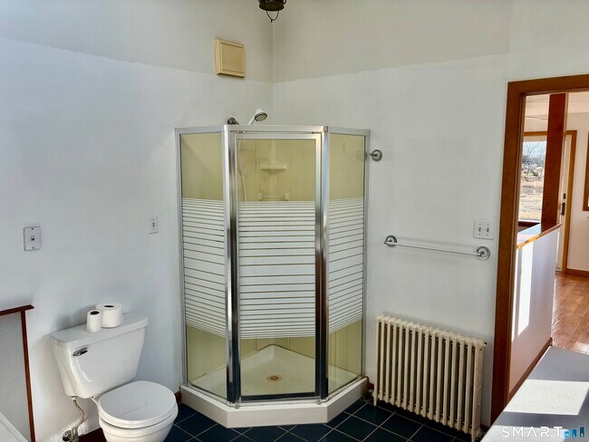 Building Photo - 52 Brown Rd