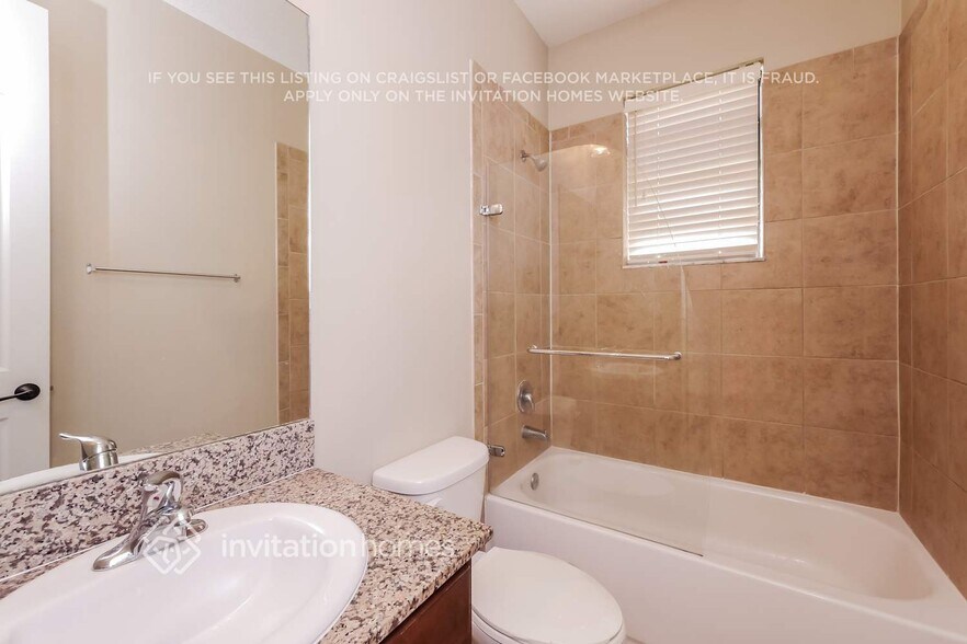 Building Photo - 3562 93rd Ave