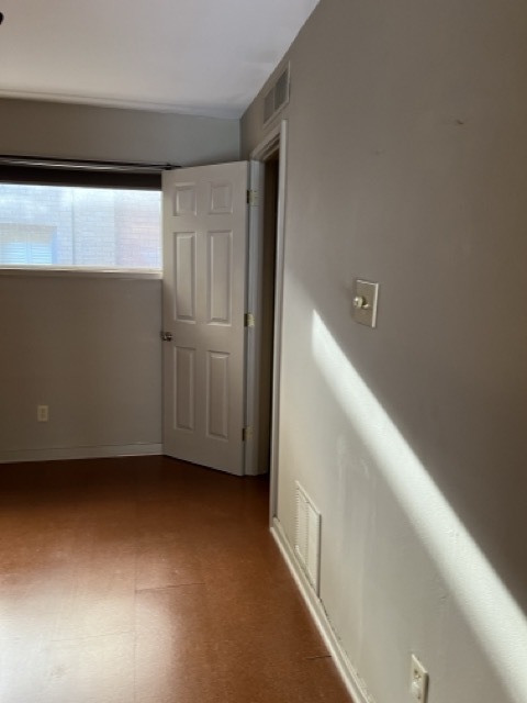 Bedroom - 1040 Cherokee Rd