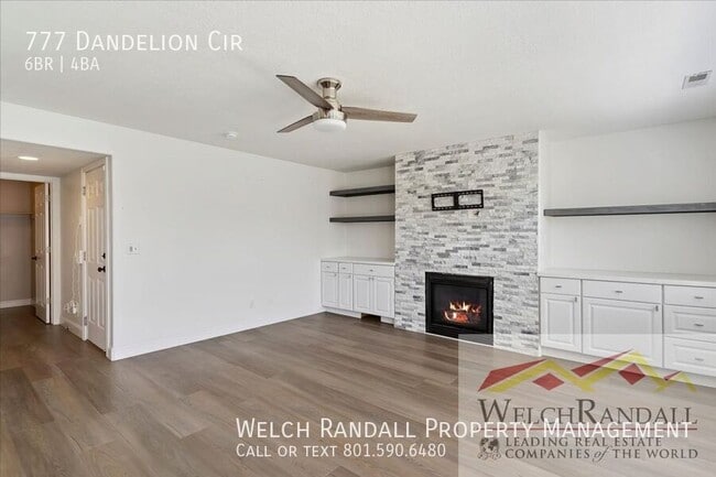 Building Photo - 777 Dandelion Cir