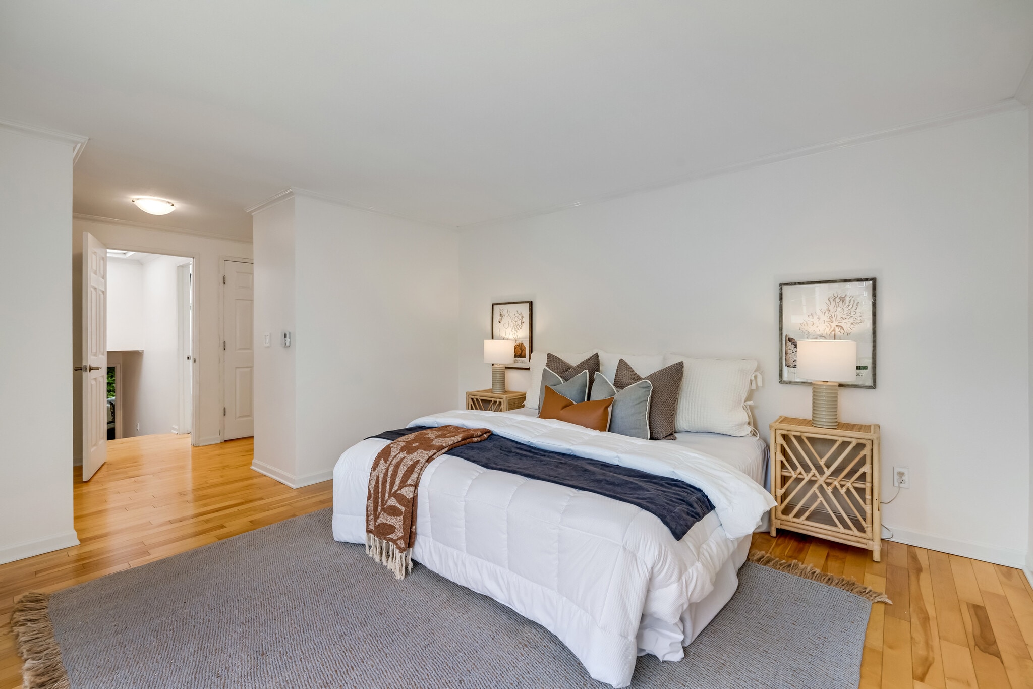 Master Bedroom - 202 W Olympic Pl