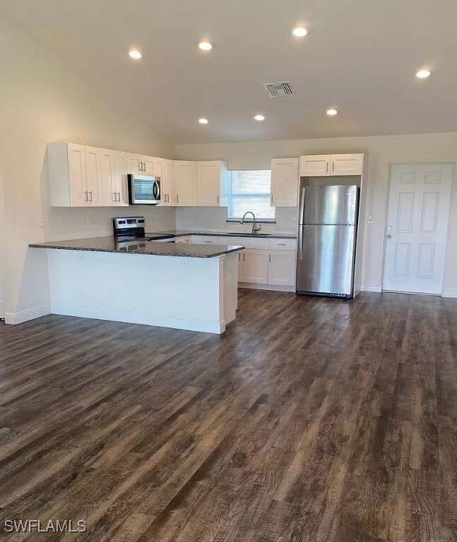 Primary Photo - 9029 S Indio Cir
