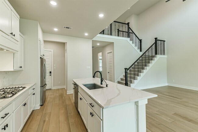 Building Photo - 9243 Trimble Lndg Dr
