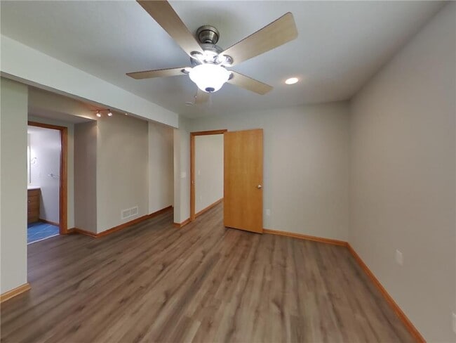 Building Photo - 14700 Junkite St NW
