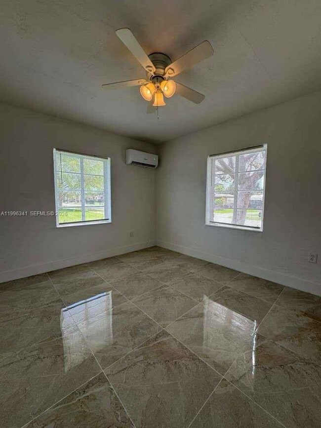 Building Photo - 9315 Little River Dr