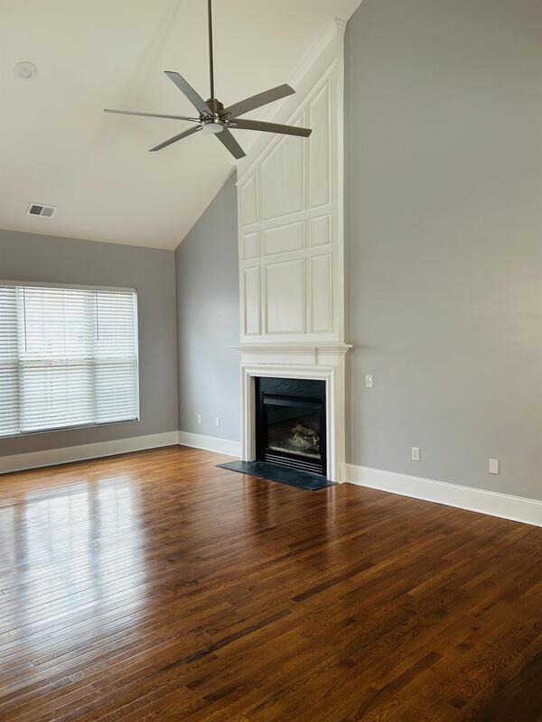 Building Photo - 305 Claybrooke Dr