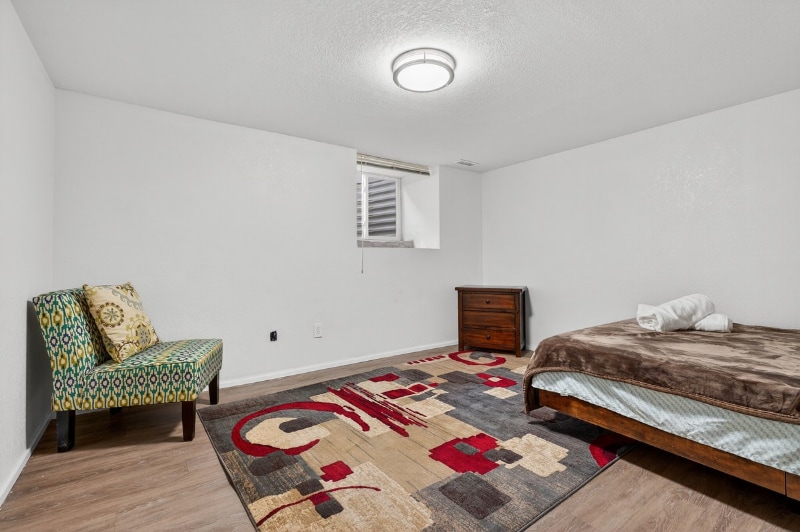 Building Photo - 1821 6th Ave