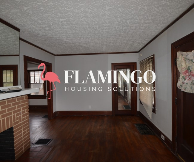 Building Photo - 622 W Fairview Ave