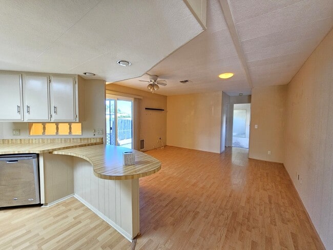 Building Photo - 30660 Palmetto Palm Ave