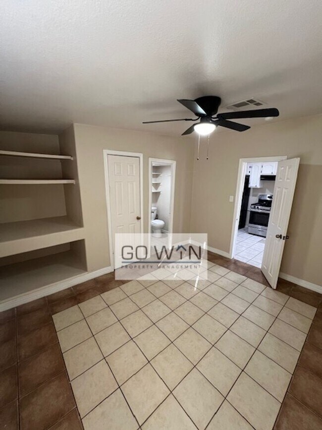 Building Photo - 3546 W Roosevelt St