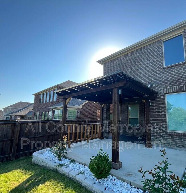Building Photo - 3577 Hathaway Ct