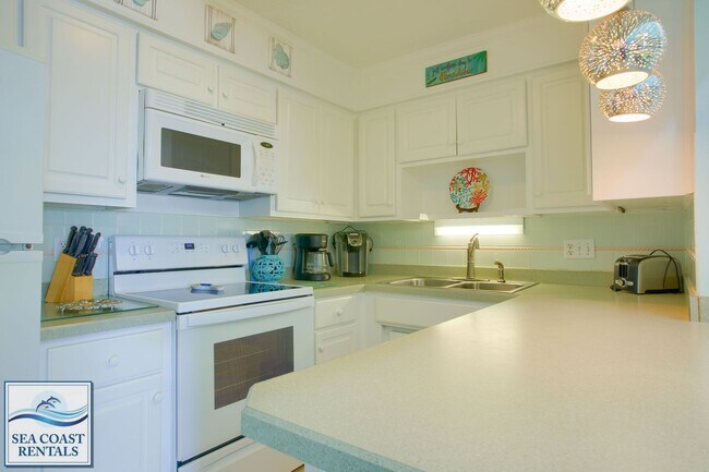 Building Photo - ONLY APRIL through MID-MAY REMAINING FOR THIS OFF-SEASON