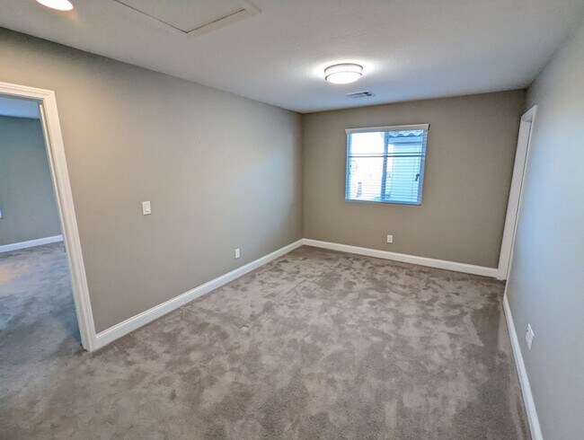 Building Photo - 6448 Earl Pike Ct