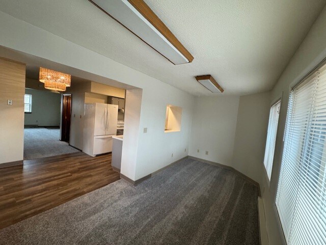 Sun Porch - 930 Elm St