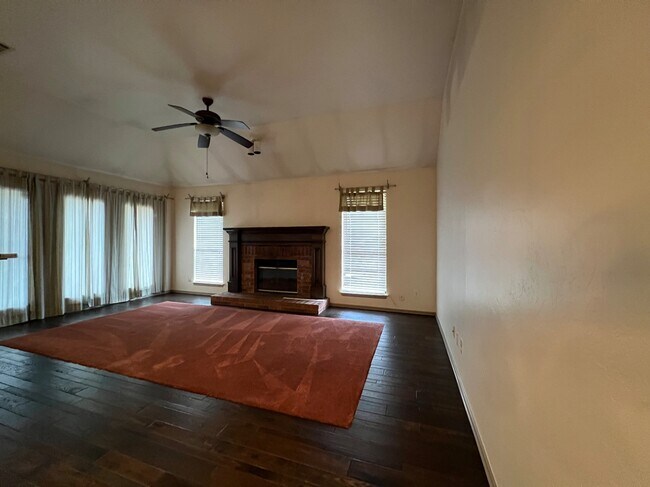 Building Photo - 1301 Copperfield Dr
