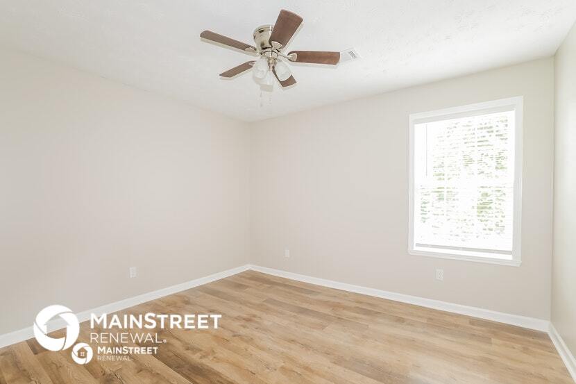 Building Photo - 240 Elm Pl