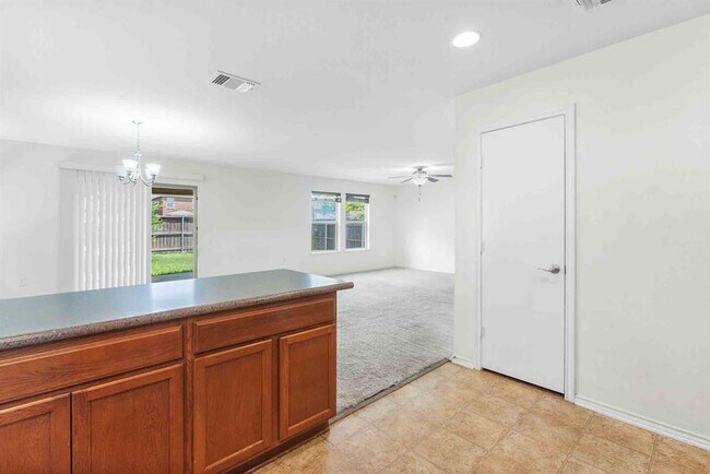 Building Photo - 11012 Culzean Dr