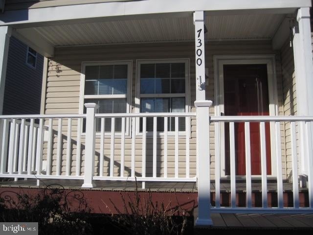 Building Photo - 7300 Willow Glen Way